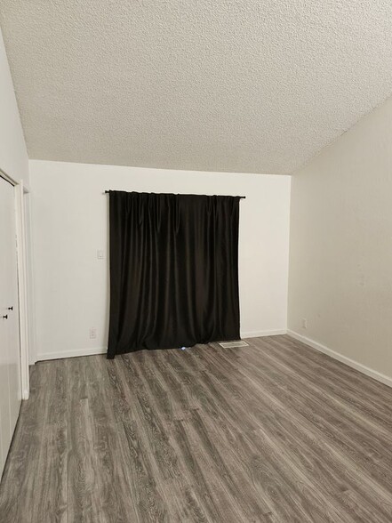 Building Photo - 166 Kathy Ellen Dr