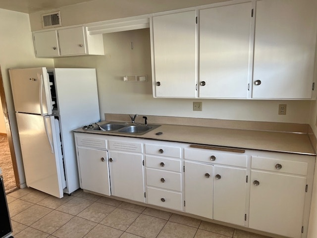 Building Photo - 707 12th St W