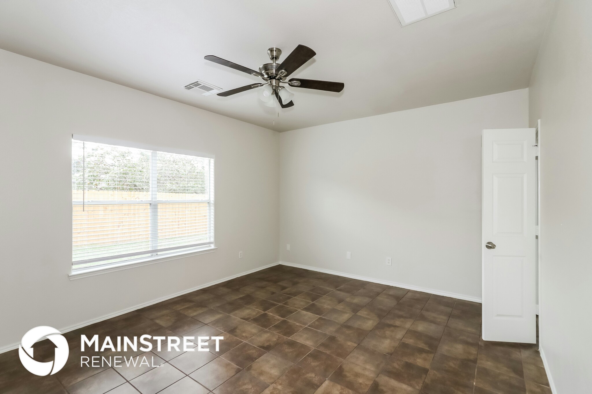 Building Photo - 8515 Satinwood Way