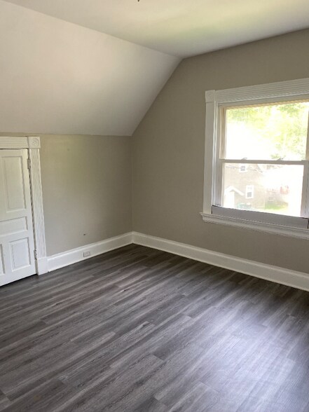 Building Photo - 312 Purcell Ave