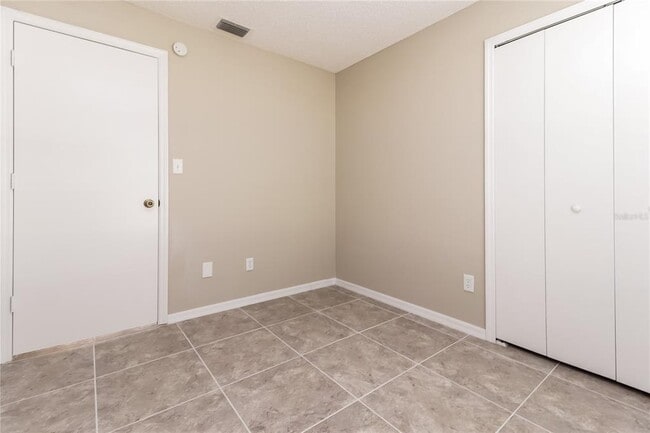 Building Photo - 605 Dorothy Cir