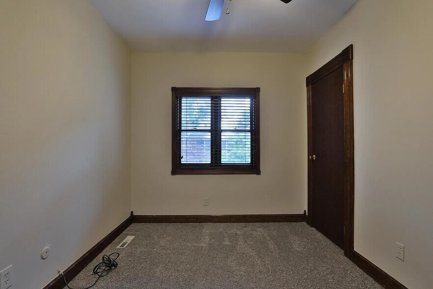 Bedroom 4 - 350 W 1st Ave