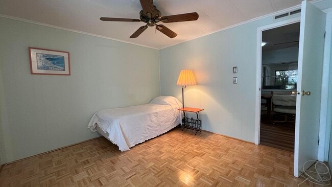 Building Photo - Large 2 Bedroom/2 Bath PALM HARBOR Manufactured Home in Cambridge 55+ Community In Hobe Sound Flo...