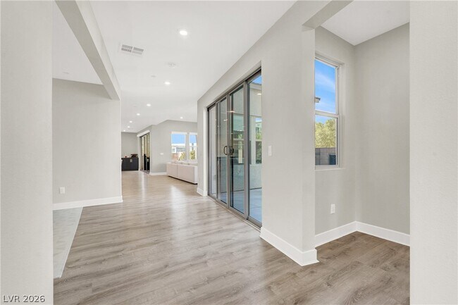 Building Photo - 2658 Catania St