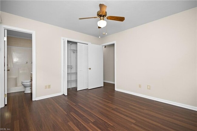 Building Photo - 821 Gene Crescent