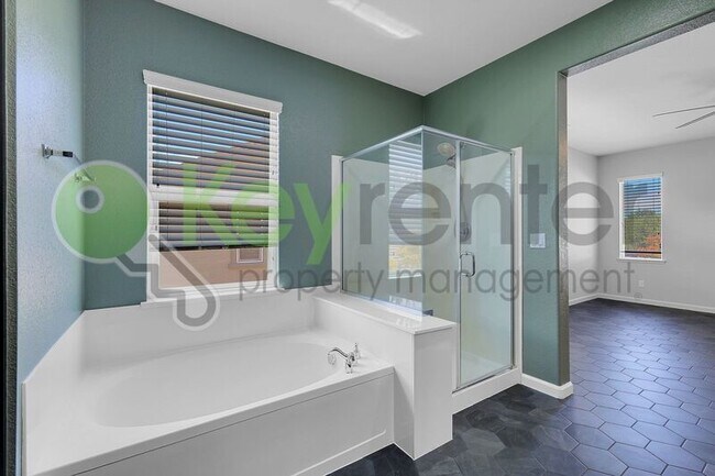 Building Photo - 973 Courtyards Loop