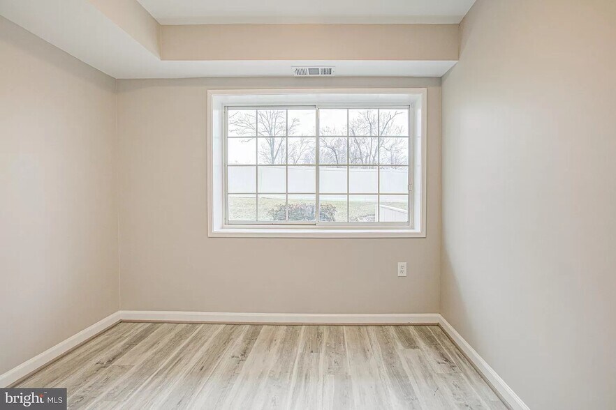 Building Photo - 5615 Franconia Rd