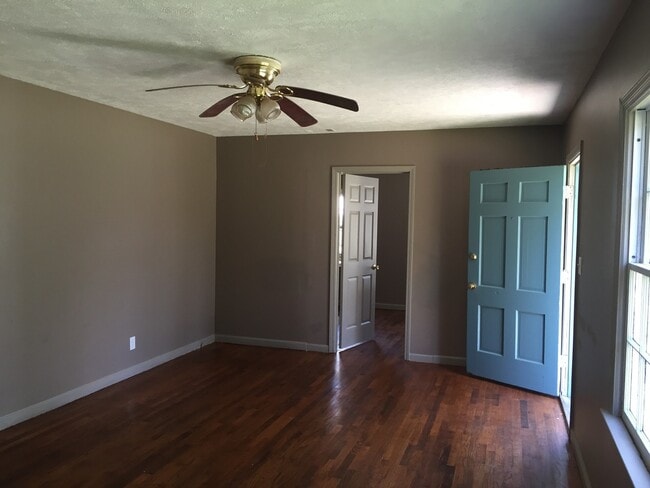 Building Photo - **UPCOMING**East Columbus, GA 4 Bedroom / ...
