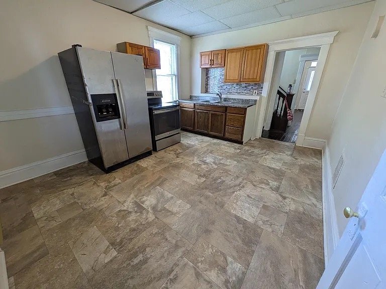 Building Photo - 60 N Harris Ave