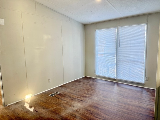 Building Photo - 205 W Conyers Ave