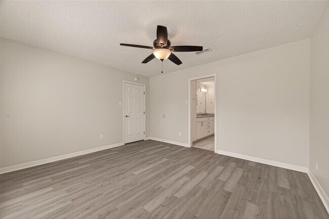 Building Photo - 14507 Ravenhurst Ln