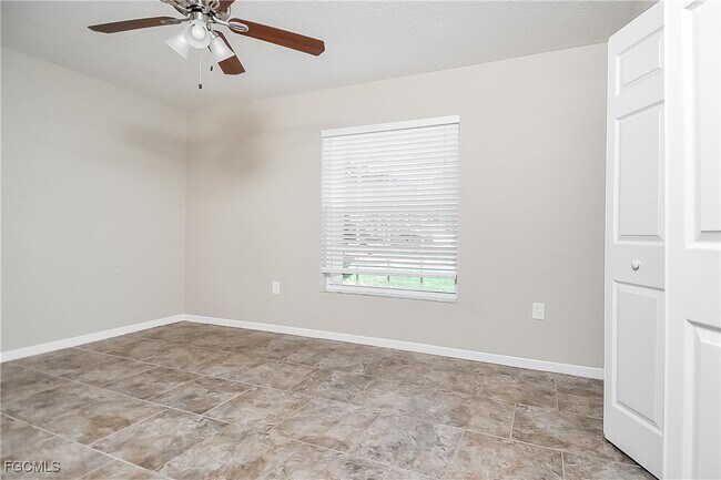 Building Photo - 5204 Alametos Terrace