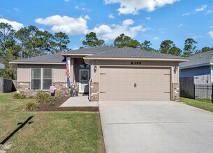 Building Photo - 8390 Island Dr