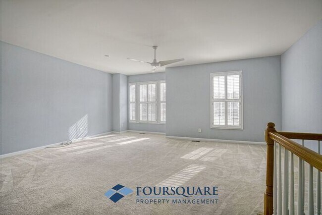 Building Photo - Lakefront Townhome with 1st Floor Bedroom, Fireplace & 2-Car Garage – In Raleigh