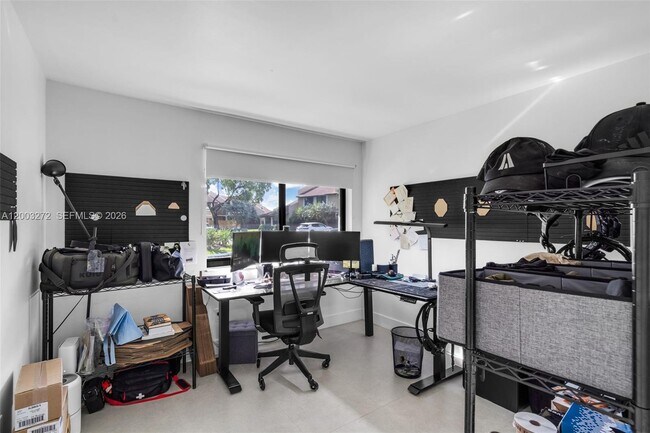 Building Photo - 250 SW 97th Terrace