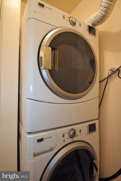 Building Photo - 5821 Inman Park Cir