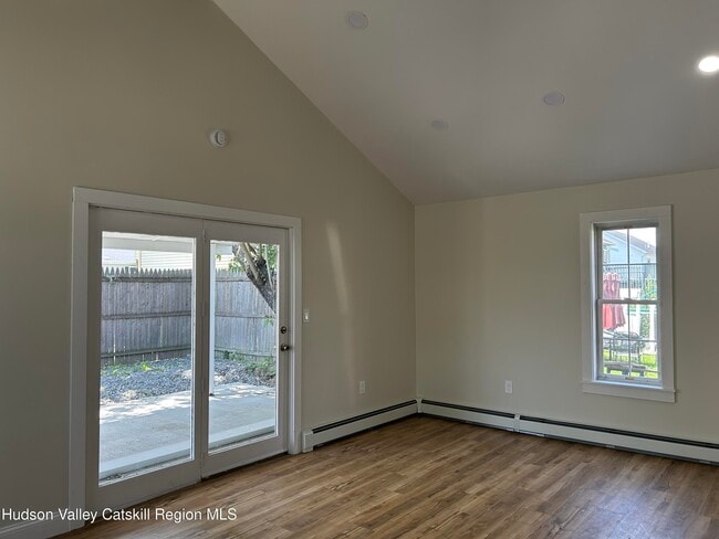 Building Photo - 117 Joslen Blvd