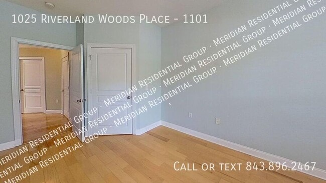 Building Photo - 1025 Riverland Woods Pl