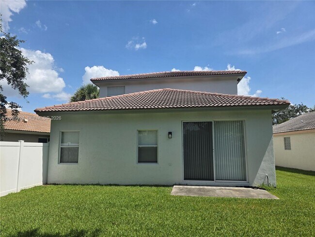 Building Photo - 17124 NW 10th St