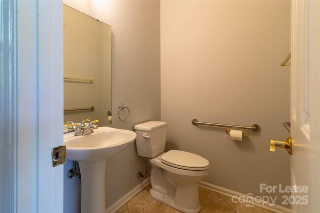 Building Photo - 6138 Garamond Ct