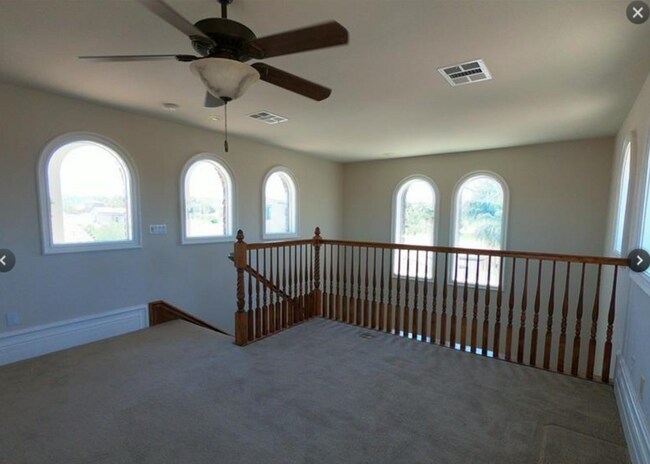 Building Photo - 496 Via Palermo Dr