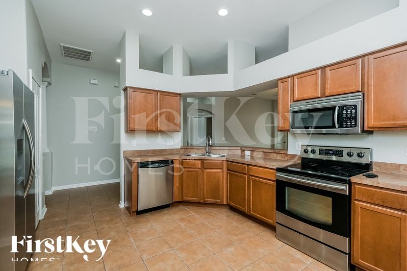 Building Photo - 1620 Bonita Bluff Ct