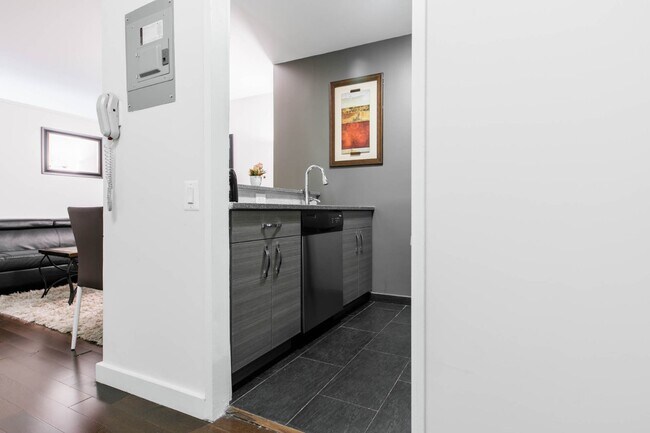 Building Photo - 401 East 34th Street