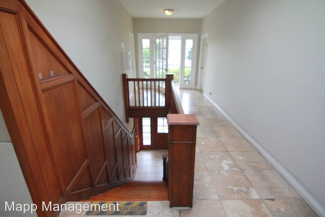 Building Photo - 1525 Cassil Pl