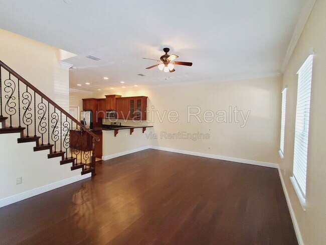 Building Photo - 1381 Orchid Ave