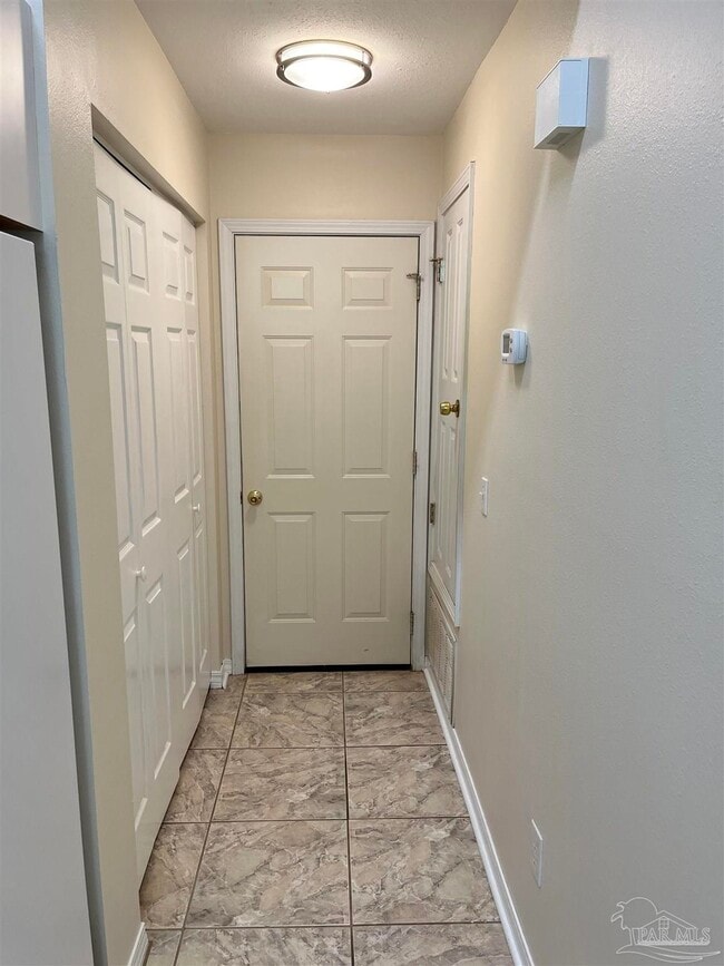 Building Photo - 7820 Mellow Days Dr