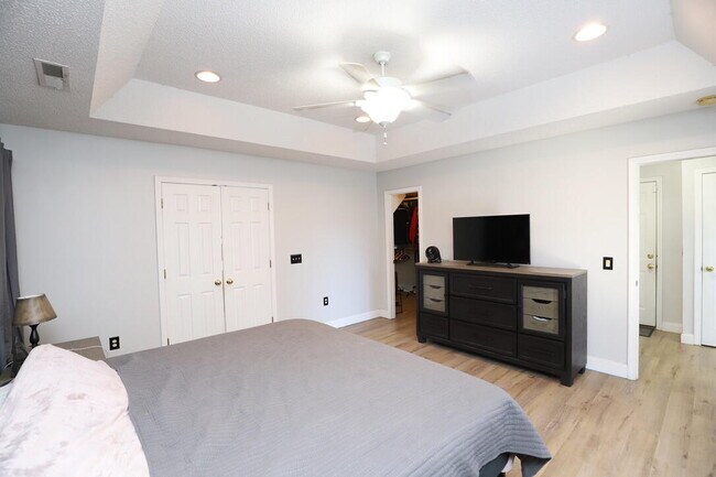 Building Photo - 3245 Arborwood Dr