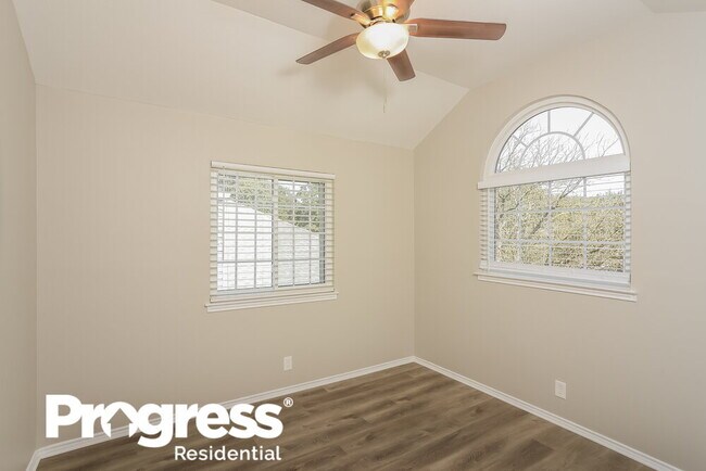 Building Photo - 11659 Foxford