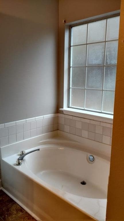 Building Photo - 609 Magnolia Dr