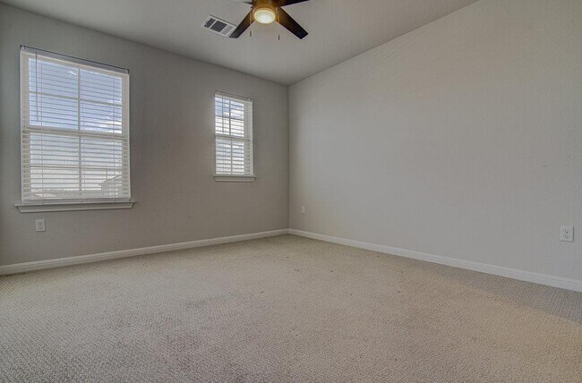 Building Photo - 6603 Smarty Jones Ln