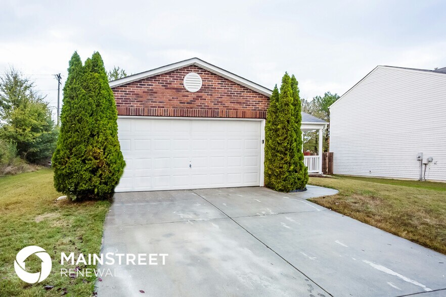 Building Photo - 11100 Thousand Oaks Dr