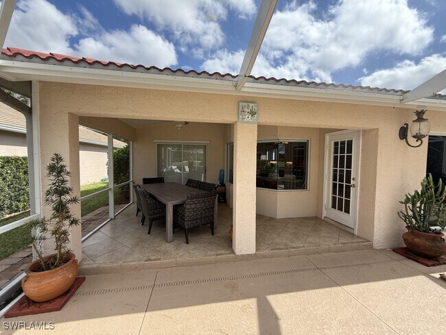 Building Photo - 2276 Heritage Greens Dr