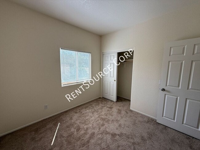 Building Photo - 343 E Ave J 8