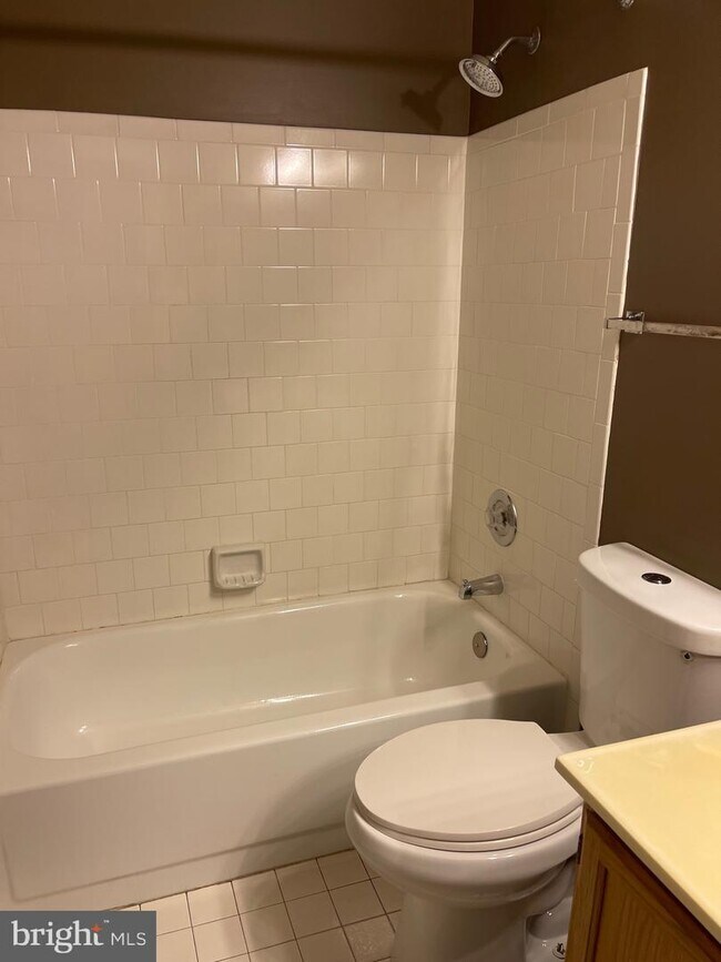 Building Photo - 4228 Pinefield Ct