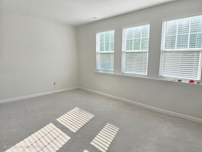 Building Photo - Brier Creek Living in a 5 Bedroom 4.5 Bath...