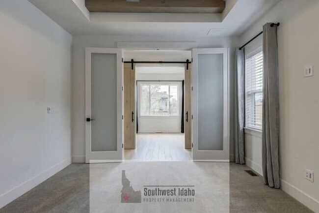 Building Photo - 7655 W Meltwater Ln