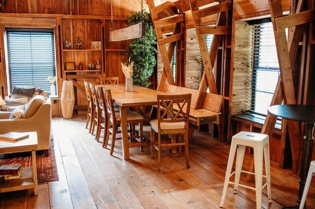 Building Photo - 19920 NW Farley Hampton Rd