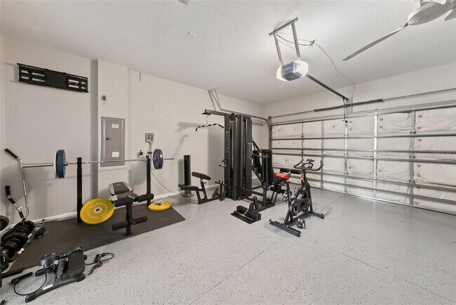 Building Photo - 14019 Crater Cir