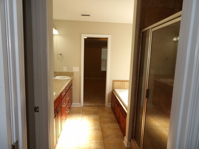 Building Photo - Legacy Drive, Enterprise, AL