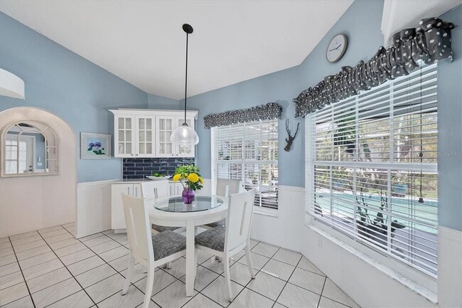 Building Photo - 11 Amberjack Ln