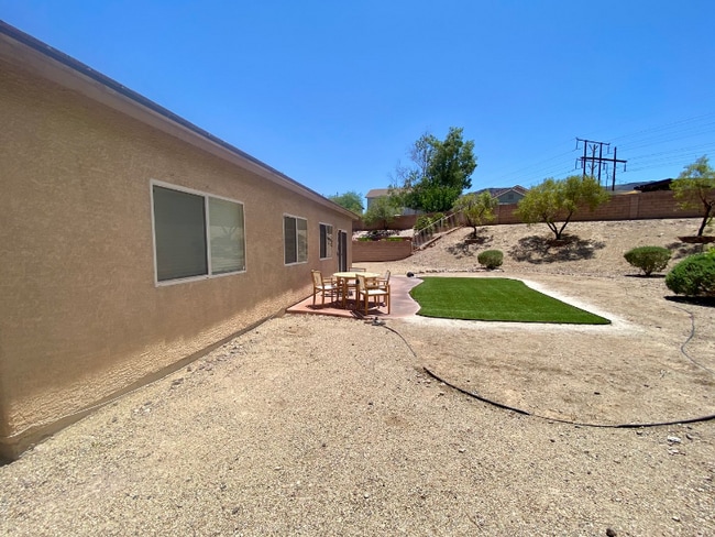 Building Photo - 634 Pacific Cascades Dr