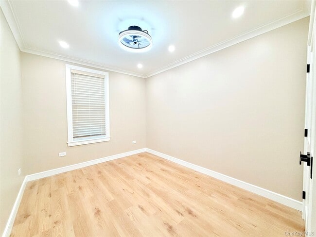 Building Photo - 59-85 57th Dr