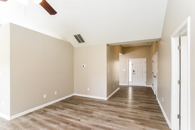 Building Photo - 5925 Timbertop Ln