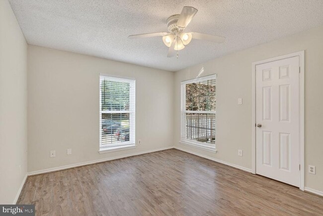 Building Photo - 1541 Lincoln Way