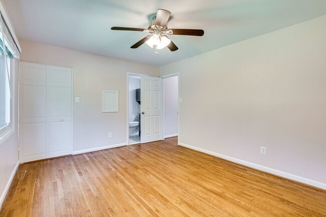 Building Photo - 4228 San Carlos Dr