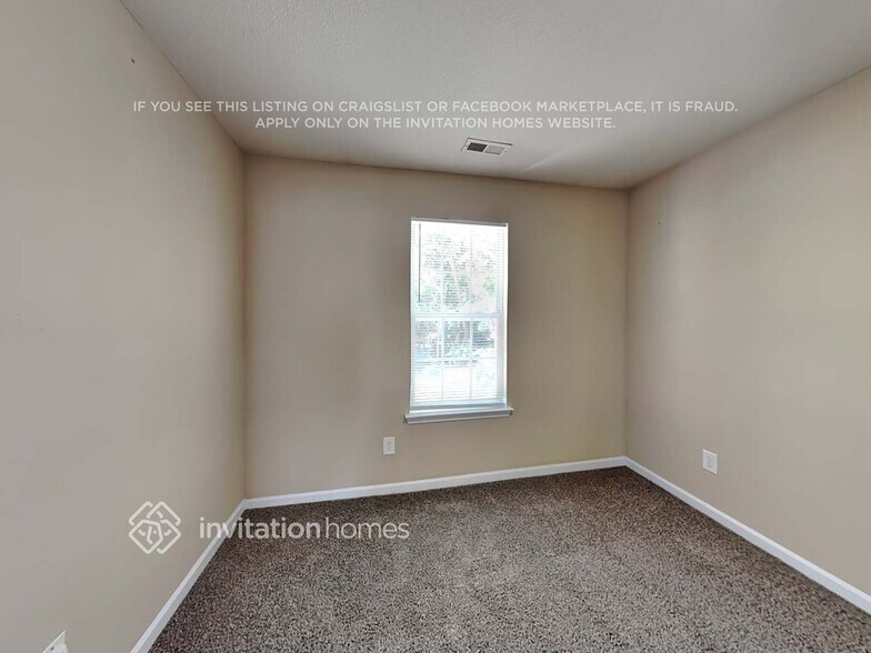 Building Photo - 5228 Silabert Ave